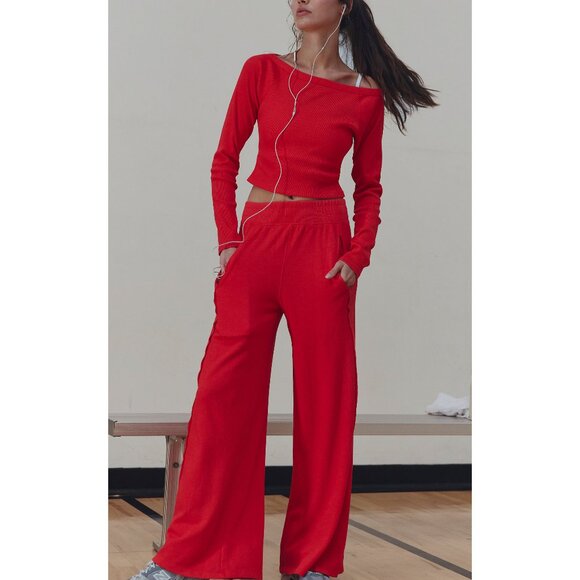 🆕 FP MOVEMENT Go To Long Sleeve Set / Victory Red - Picture 1 of 6